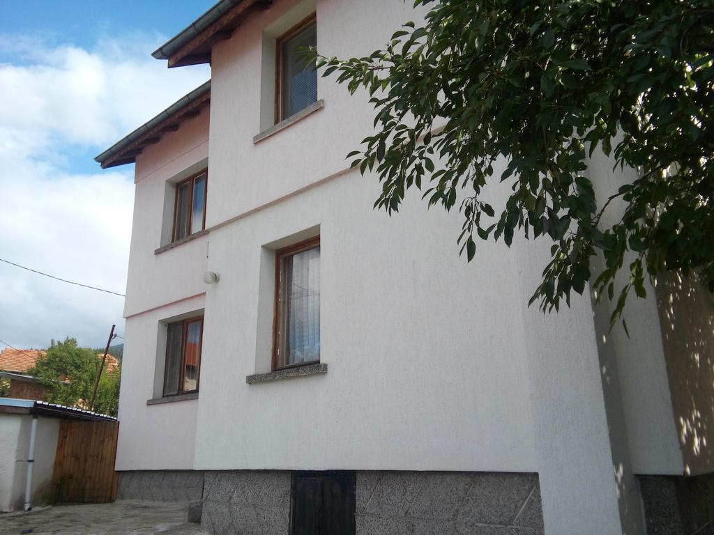 Guest House Ahp Mala Tsŭrkva 객실 사진